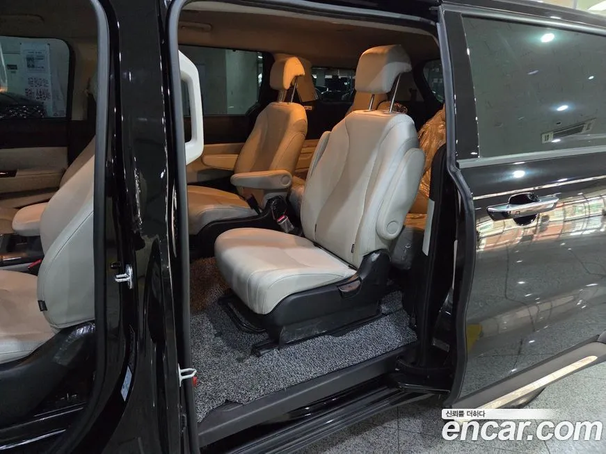 Kia Carnival 2023 из KR, фото 5
