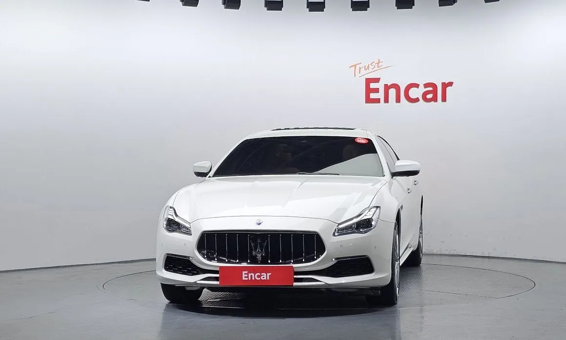 Maserati Quattroporte 2021 из KR, фото 8