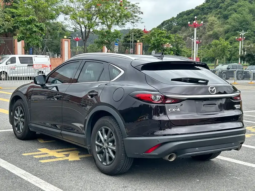 Mazda CX-4 2021 из CN, фото 6