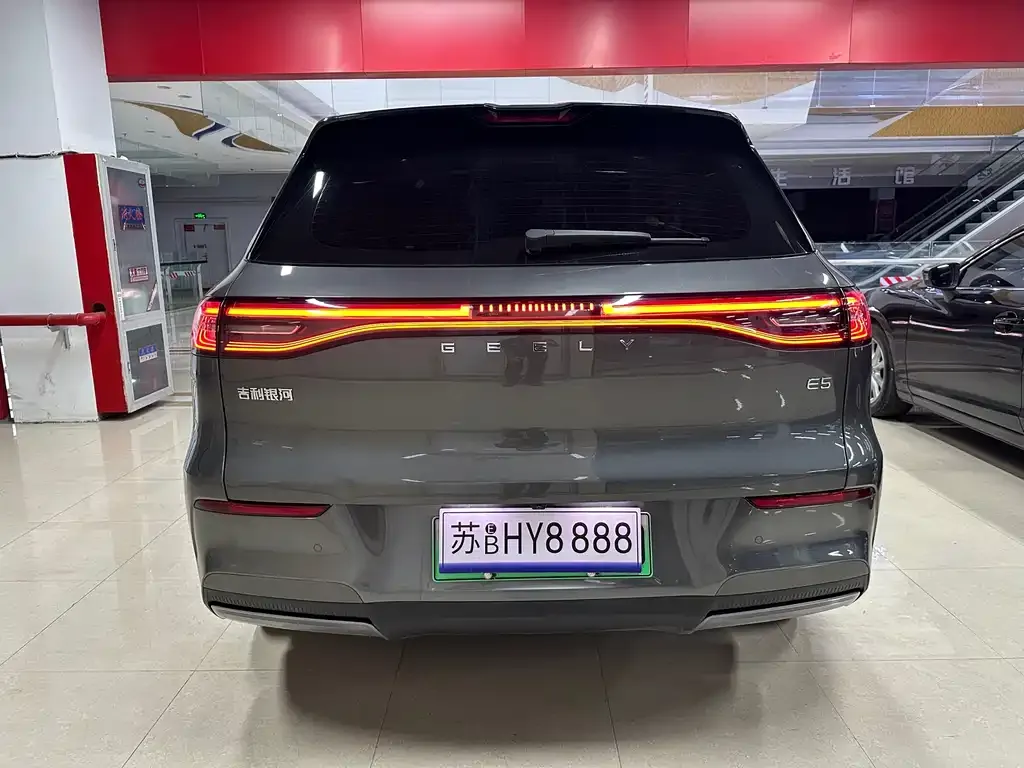 Geely Galaxy E5 — фото 7