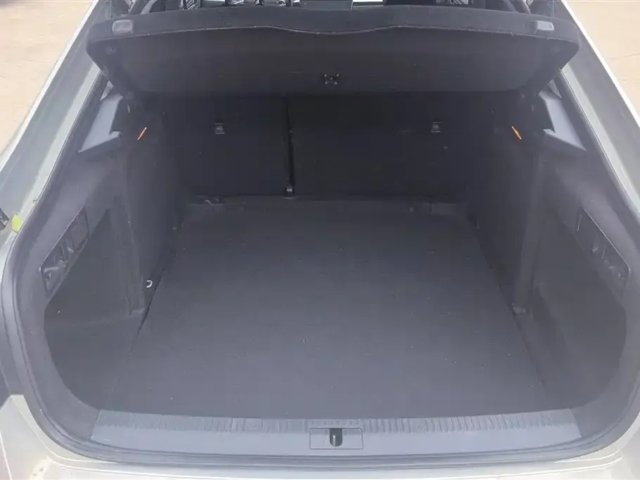 Skoda Superb — фото 2