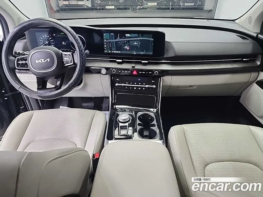 Kia Carnival — фото 10