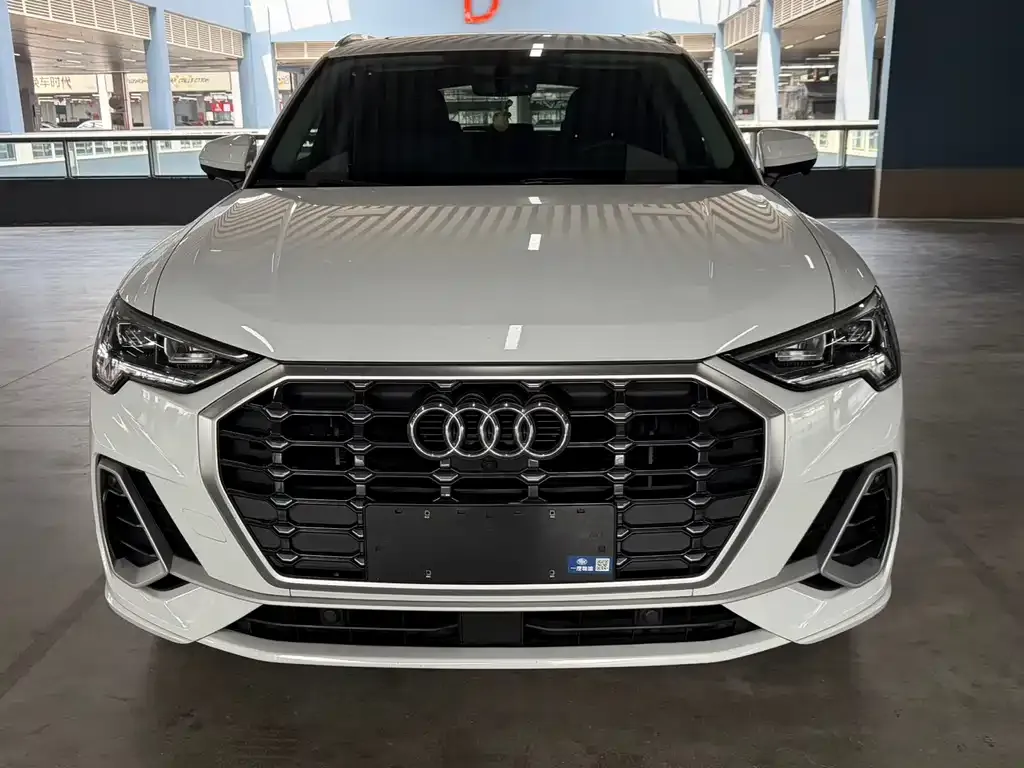 Audi Q3 — фото 9