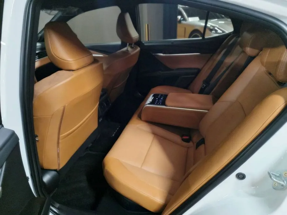 Toyota Camry 2025 из KR, фото 6