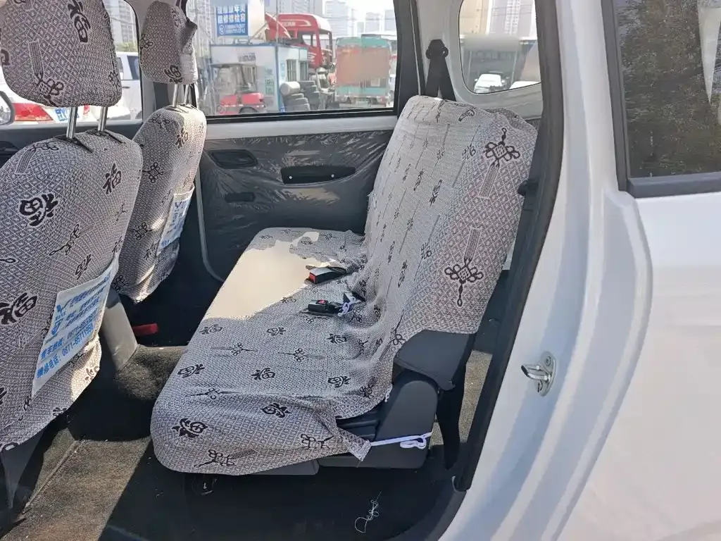 Wuling Hongguang EV 2026 из CN, фото 8