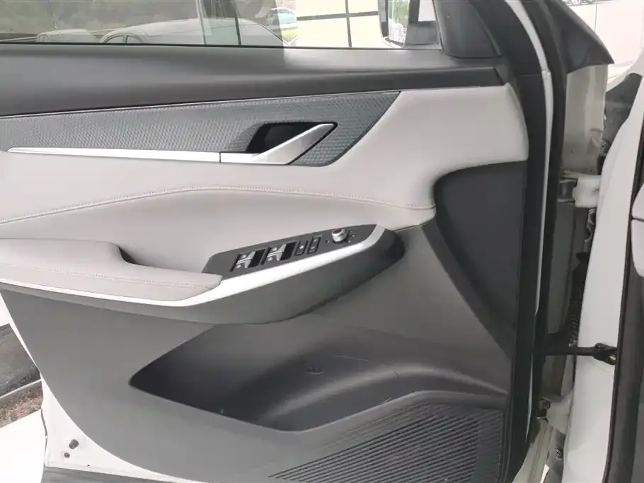 Changan CS75PLUS — фото 10