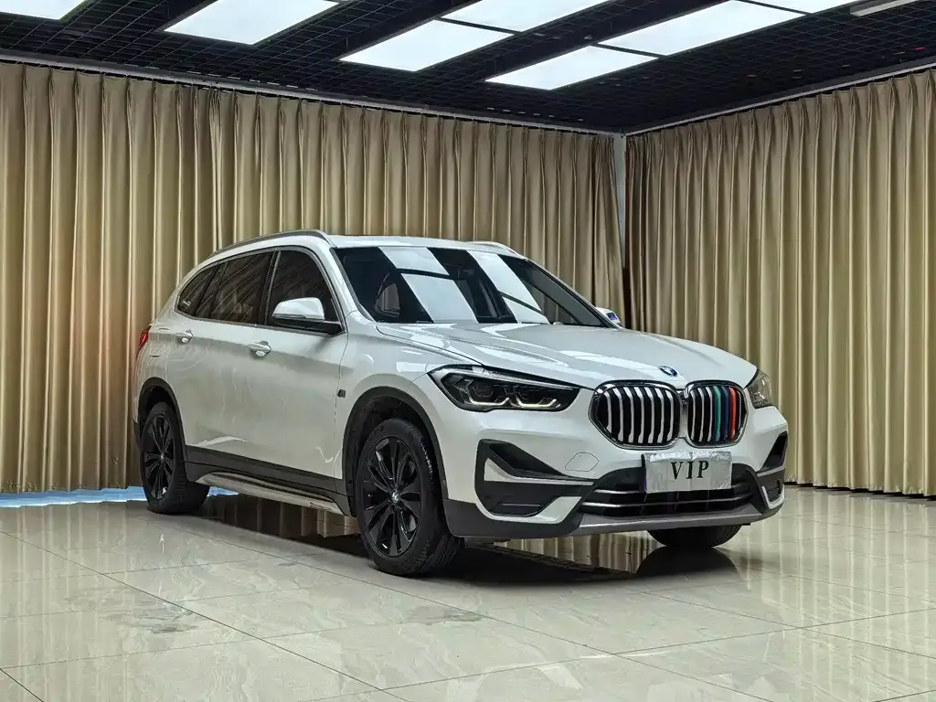BMW X1 — фото 2