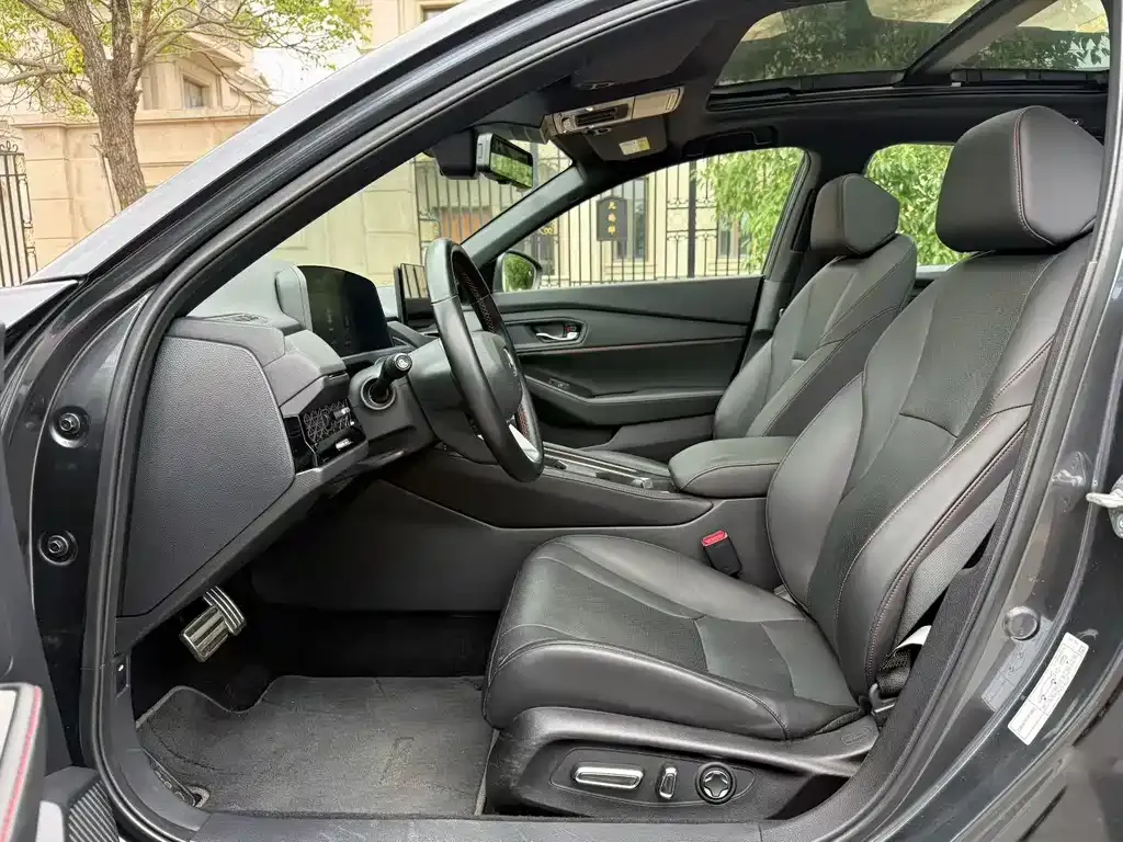 Honda Accord — фото 5