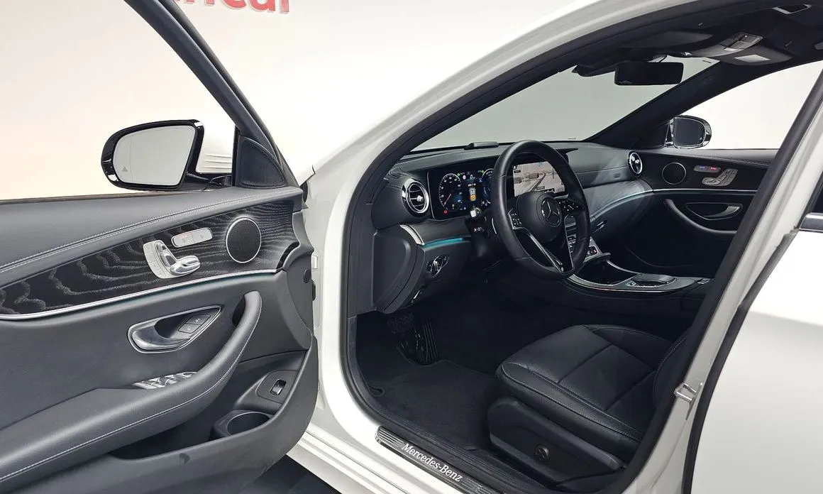 Mercedes-Benz E-Class 2023 из KR, фото 8