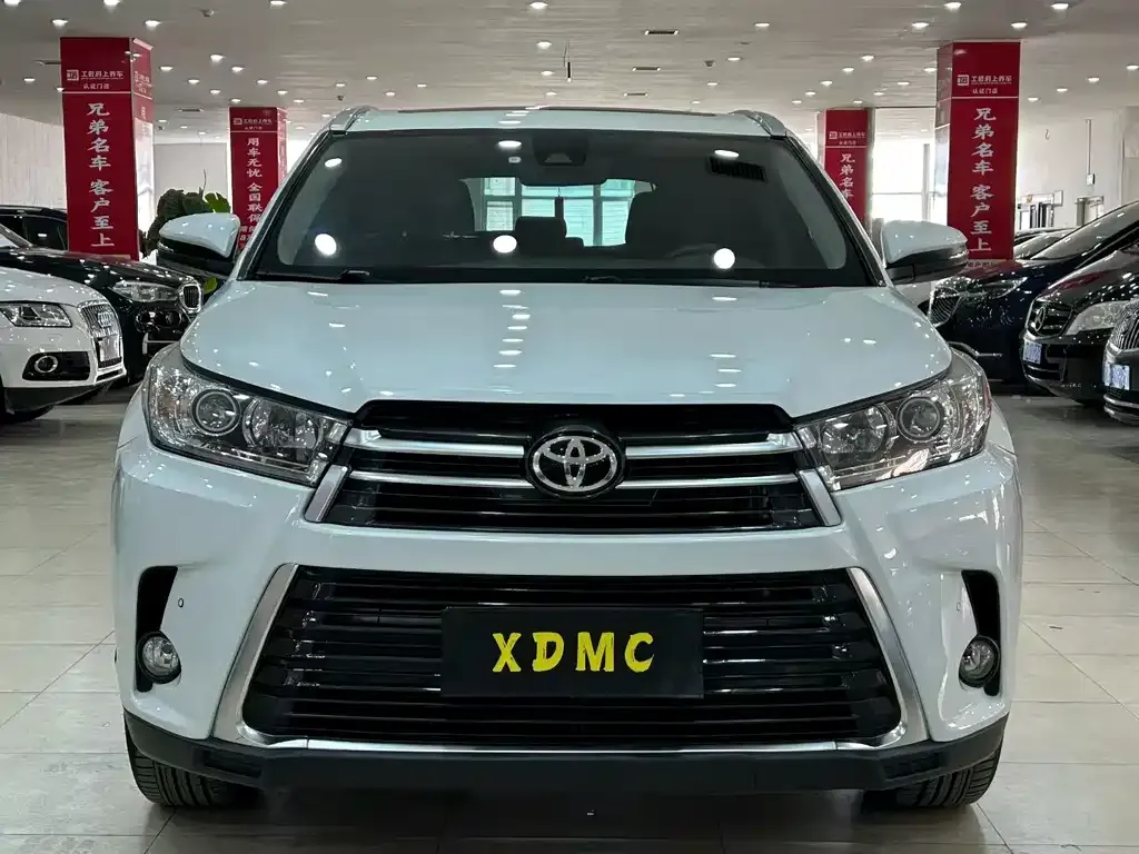 Toyota Highlander 2022 из CN, фото 8
