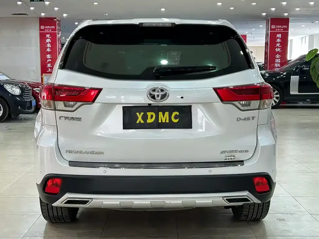 Toyota Highlander 2022 из CN, фото 4