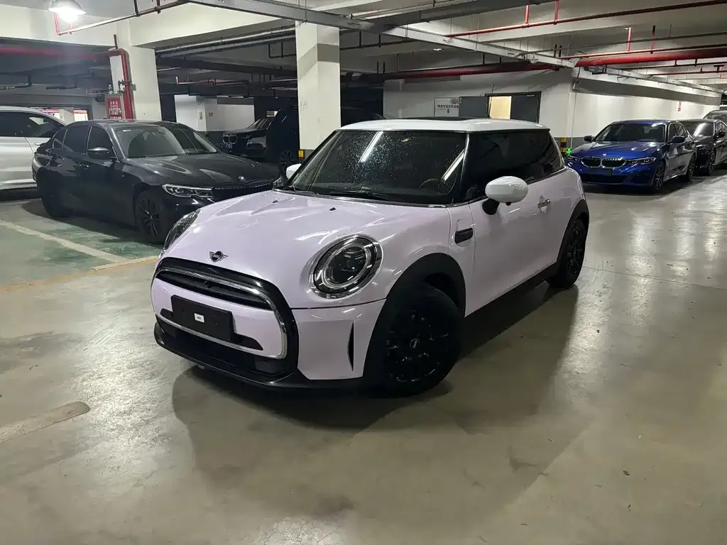 MINI Cooper (3-door)
