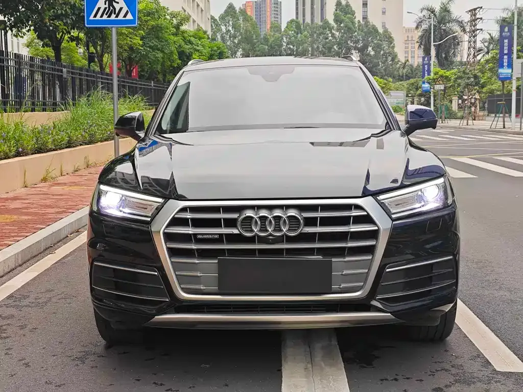 Audi Q5L 2021 из CN, фото 10