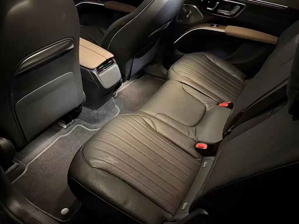 Mercedes-Benz EQS SUV 2023 из CN, фото 4