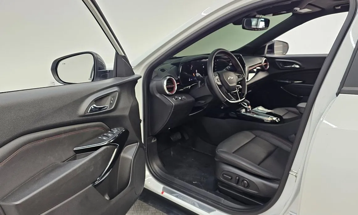 Chevrolet (GM Daewoo) Trax 2024 из KR, фото 3