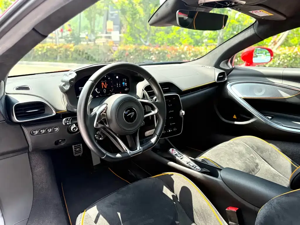 McLaren Artura 2024 из CN, фото 9