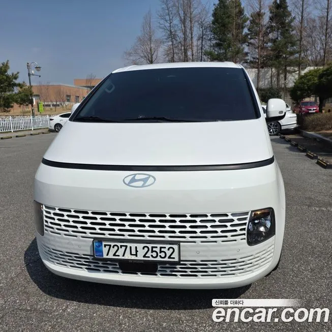 Hyundai Staria — фото 1