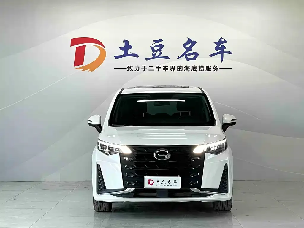 GAC Motor Trumpchi M6 — фото 3
