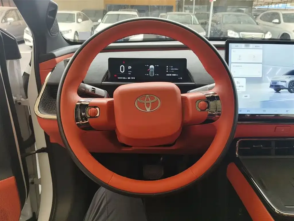 Toyota Platinum 3X 2025 из CN, фото 5