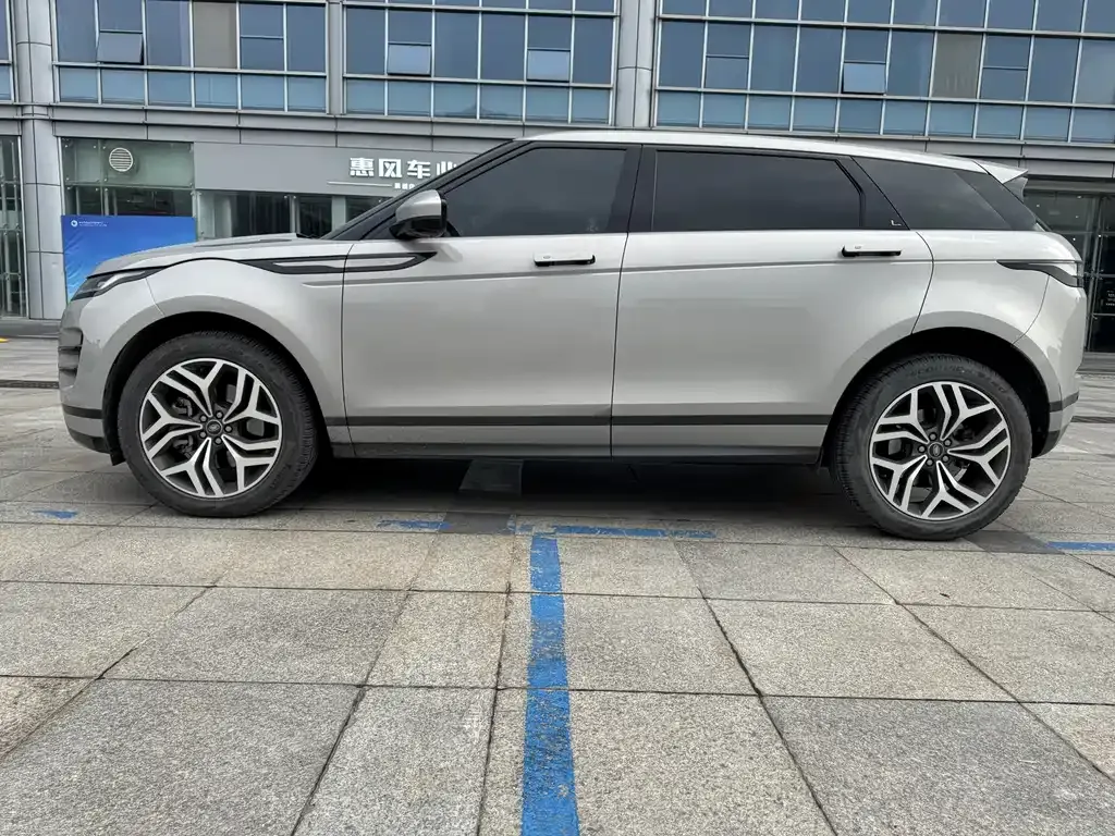 Land Rover Evoque — фото 4