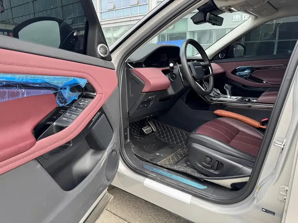 Land Rover Evoque — фото 7
