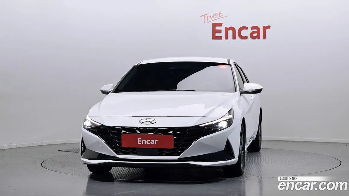 Hyundai AVANTE — фото 4