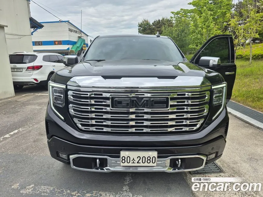 GMC Sierra