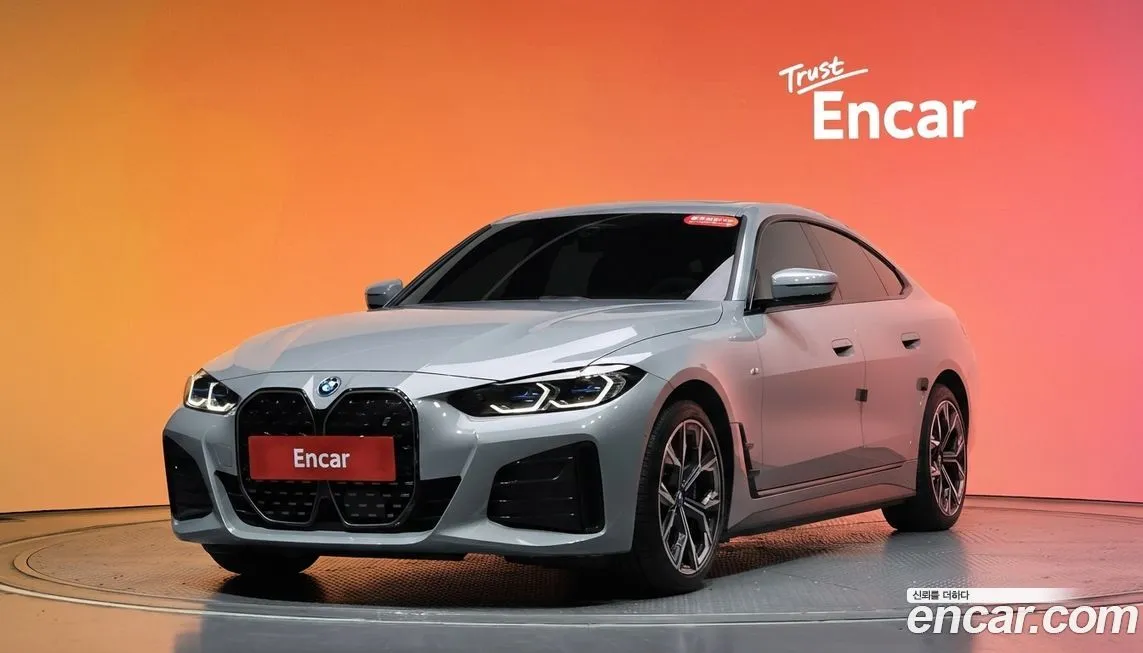 BMW i4 2023 из KR, фото 1