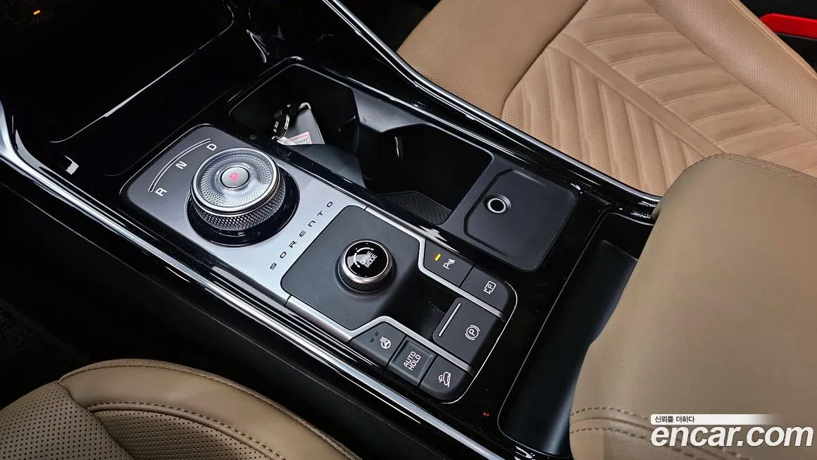 Kia Sorento — фото 4