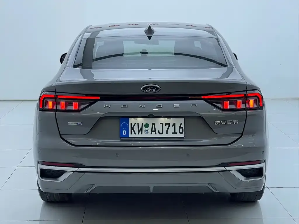 Ford Mondeo 2023 из CN, фото 7