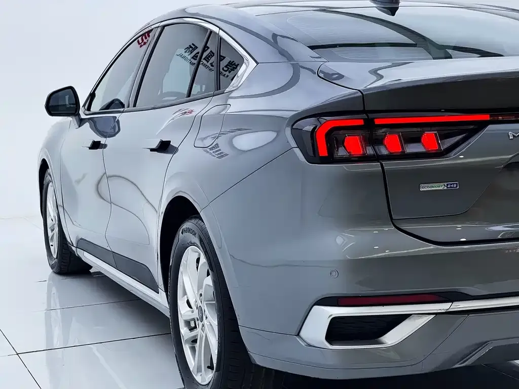 Ford Mondeo 2023 из CN, фото 8