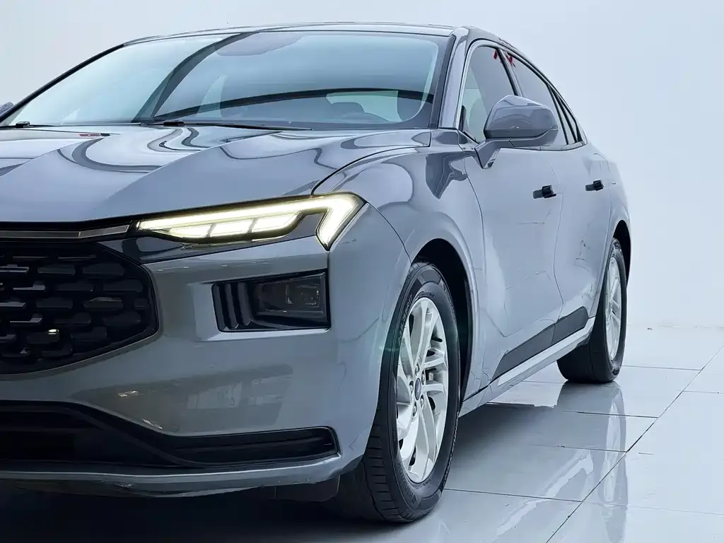 Ford Mondeo 2023 из CN, фото 10