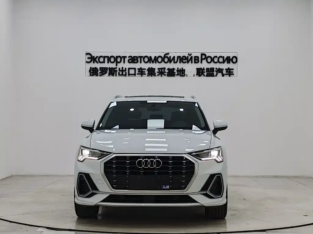 Audi Q3 — фото 2