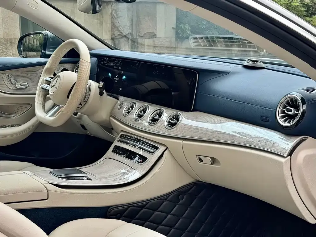 Mercedes-Benz E-Class (Import) — фото 5
