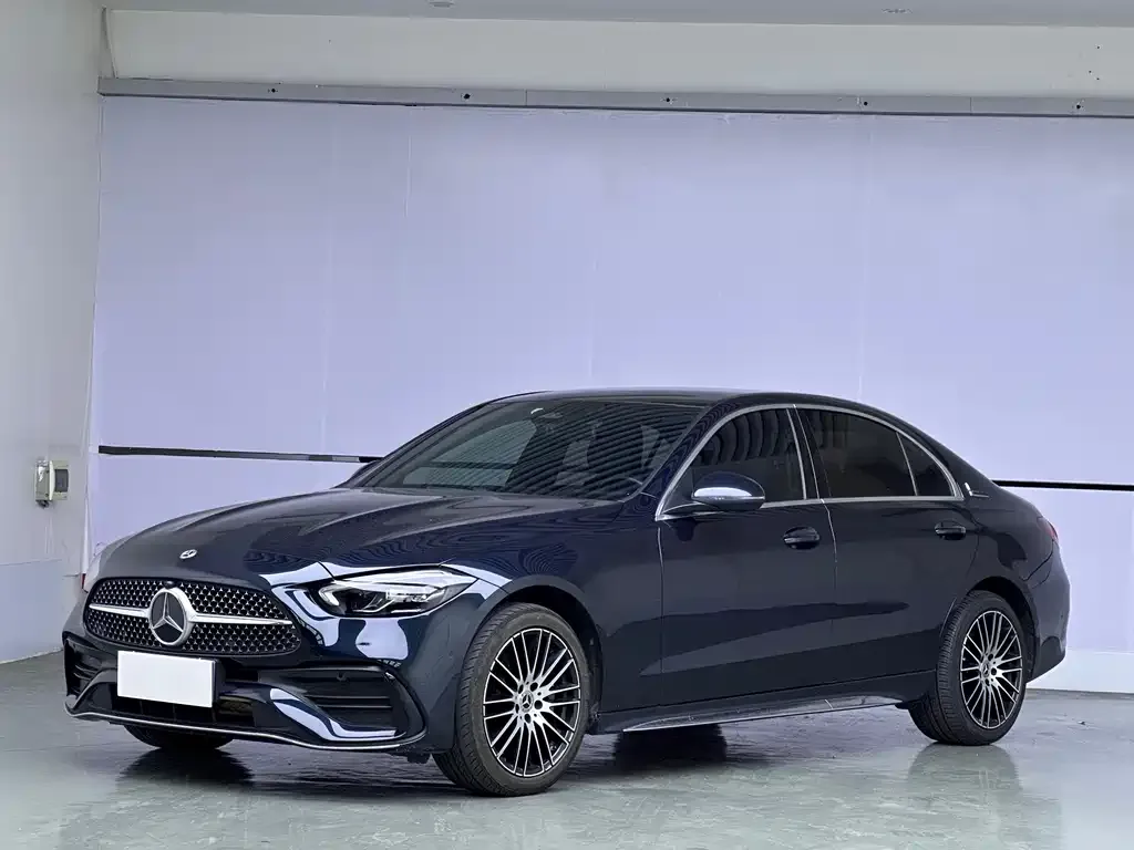 Mercedes-Benz C-Class — фото 1