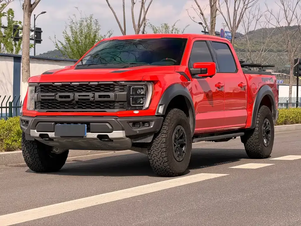 Ford F-150 Raptor — фото 1