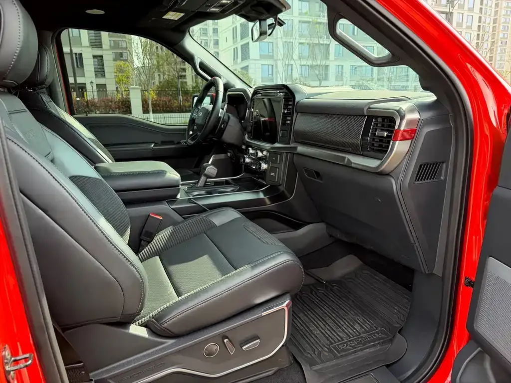 Ford F-150 Raptor — фото 9