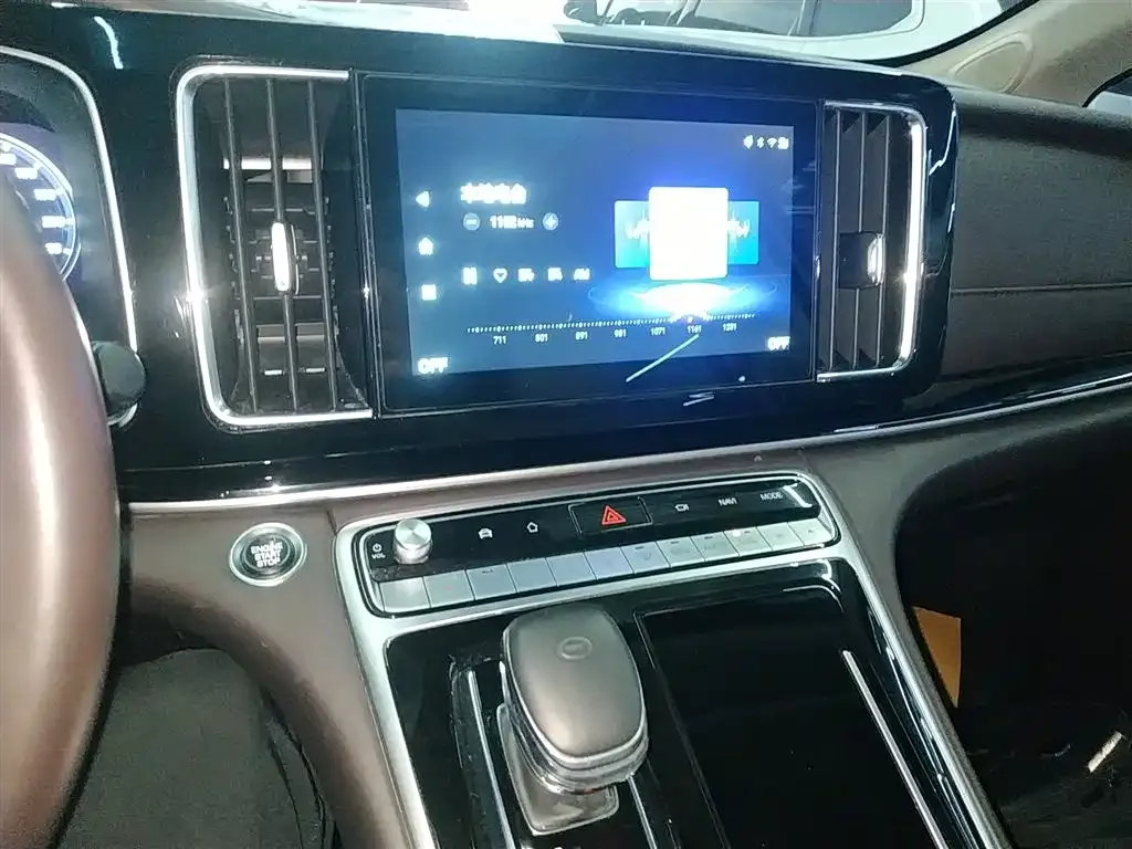 GAC Motor Trumpchi M8 — фото 8