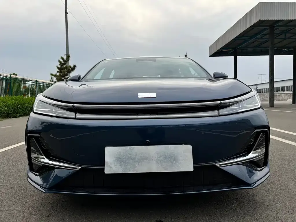 Geely Galaxy A7 — фото 4