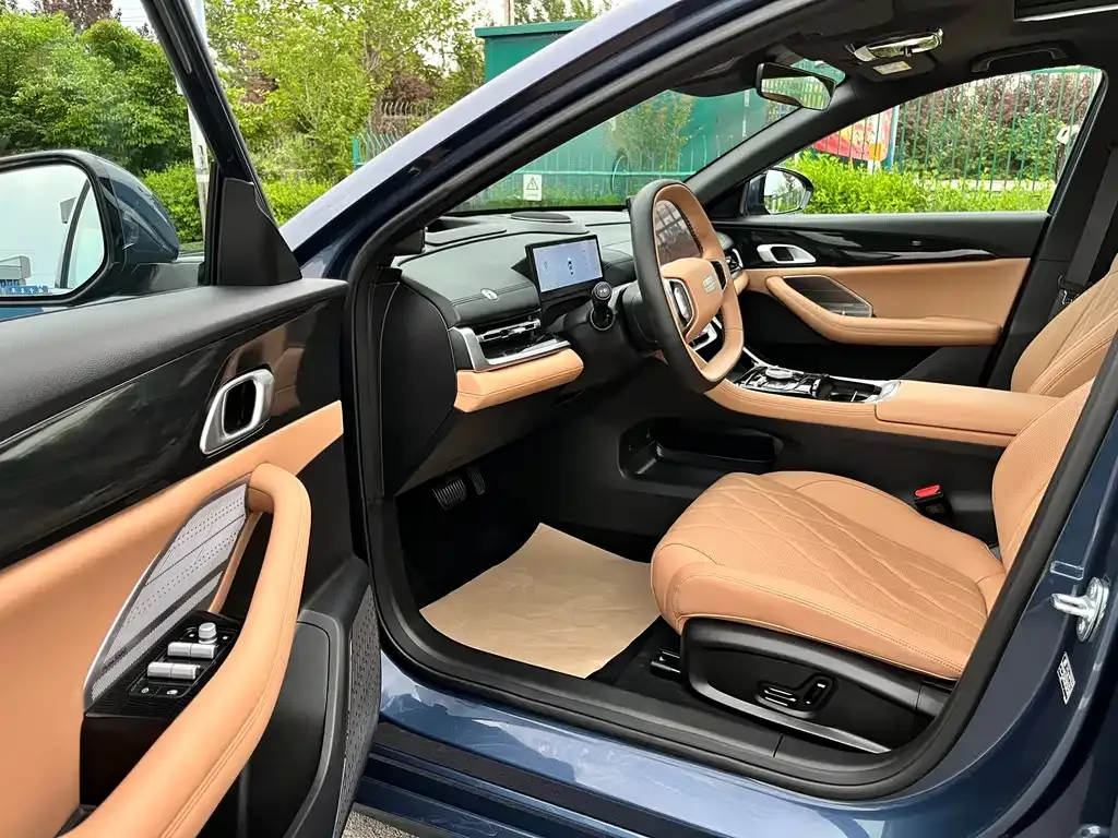 Geely Galaxy A7 — фото 9