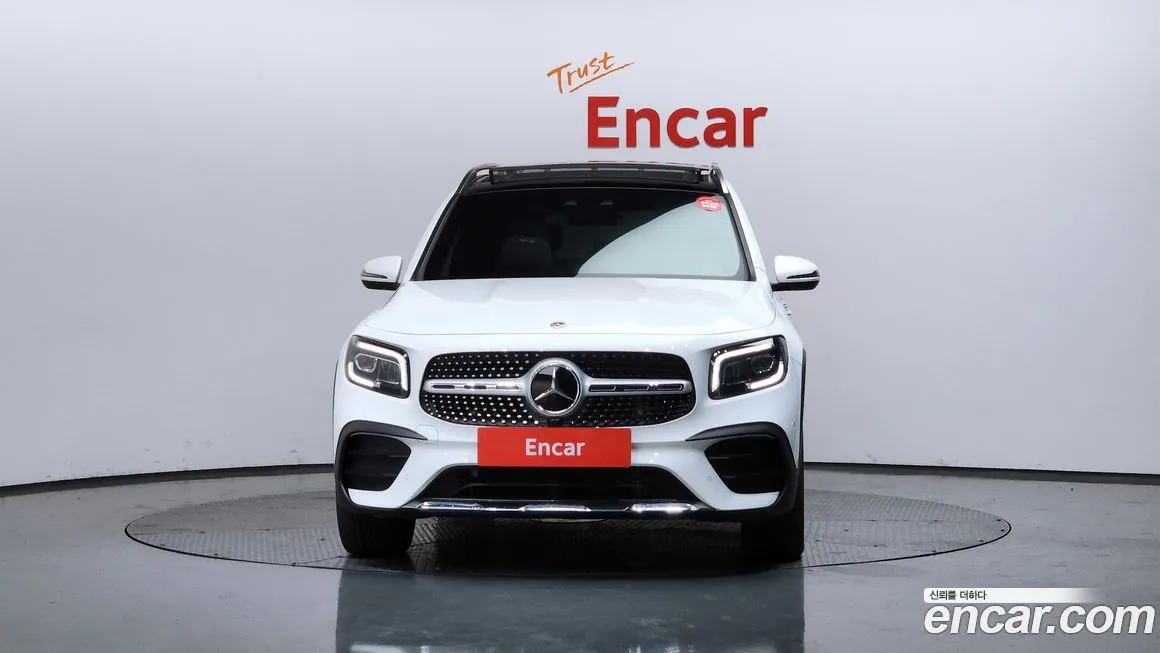 Mercedes-Benz GLB-Class — фото 2