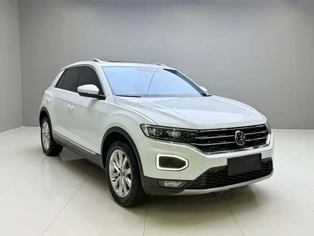 Volkswagen T-Roc — фото 7
