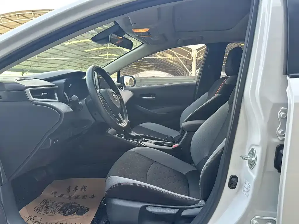 Toyota Corolla 2023 из CN, фото 9