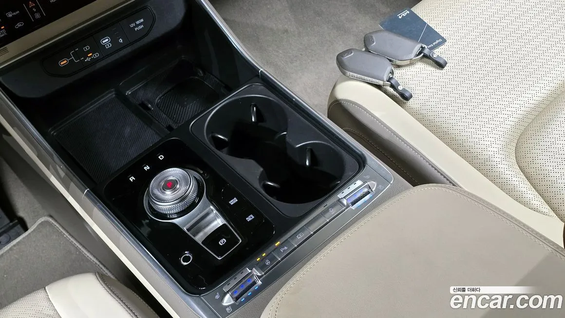 Kia Carnival — фото 10
