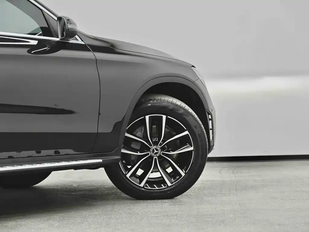 Mercedes-Benz GLC — фото 10