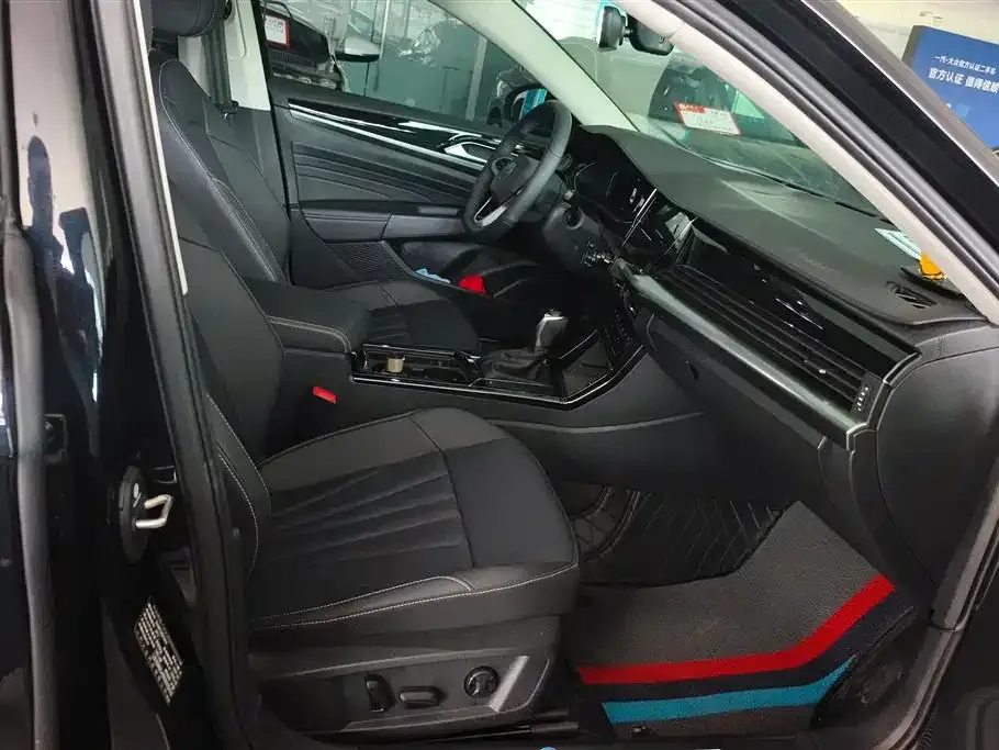 Volkswagen Passat — фото 5