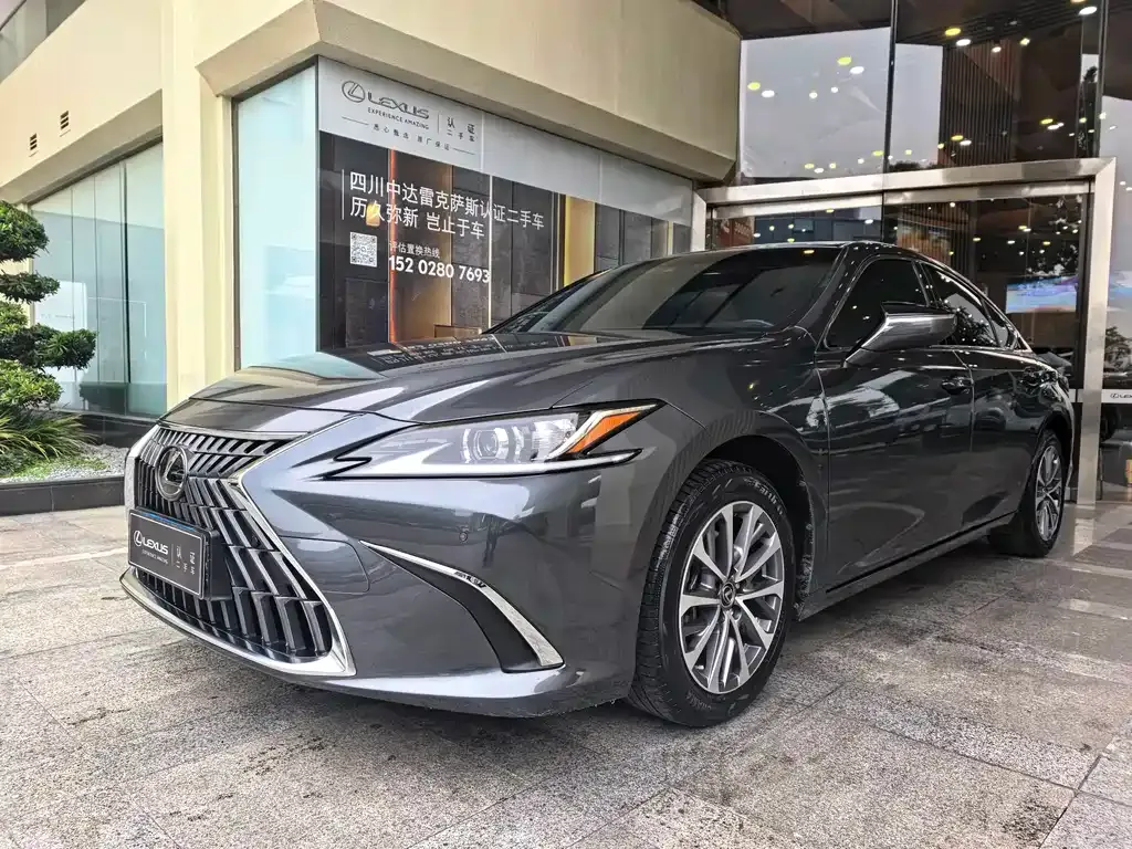 Lexus ES — фото 7