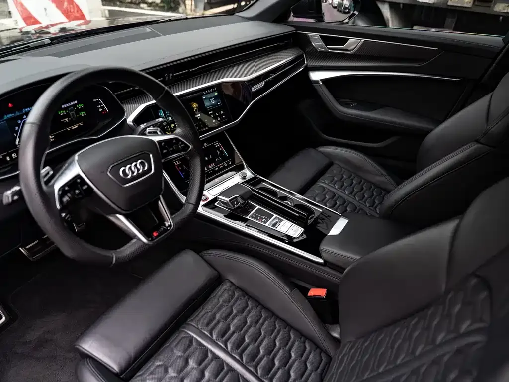 Audi RS 6 2022 из CN, фото 5