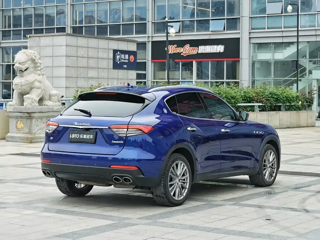 Maserati Levante — фото 4