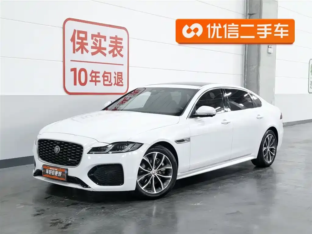 Jaguar XFL — фото 1